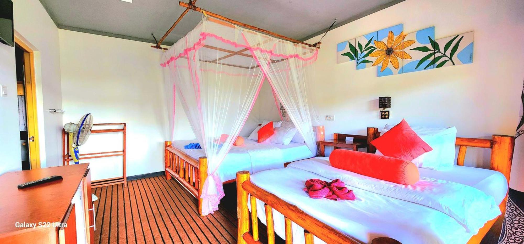 Rainbow Sky Cottage เอลลา ภายนอก รูปภาพ