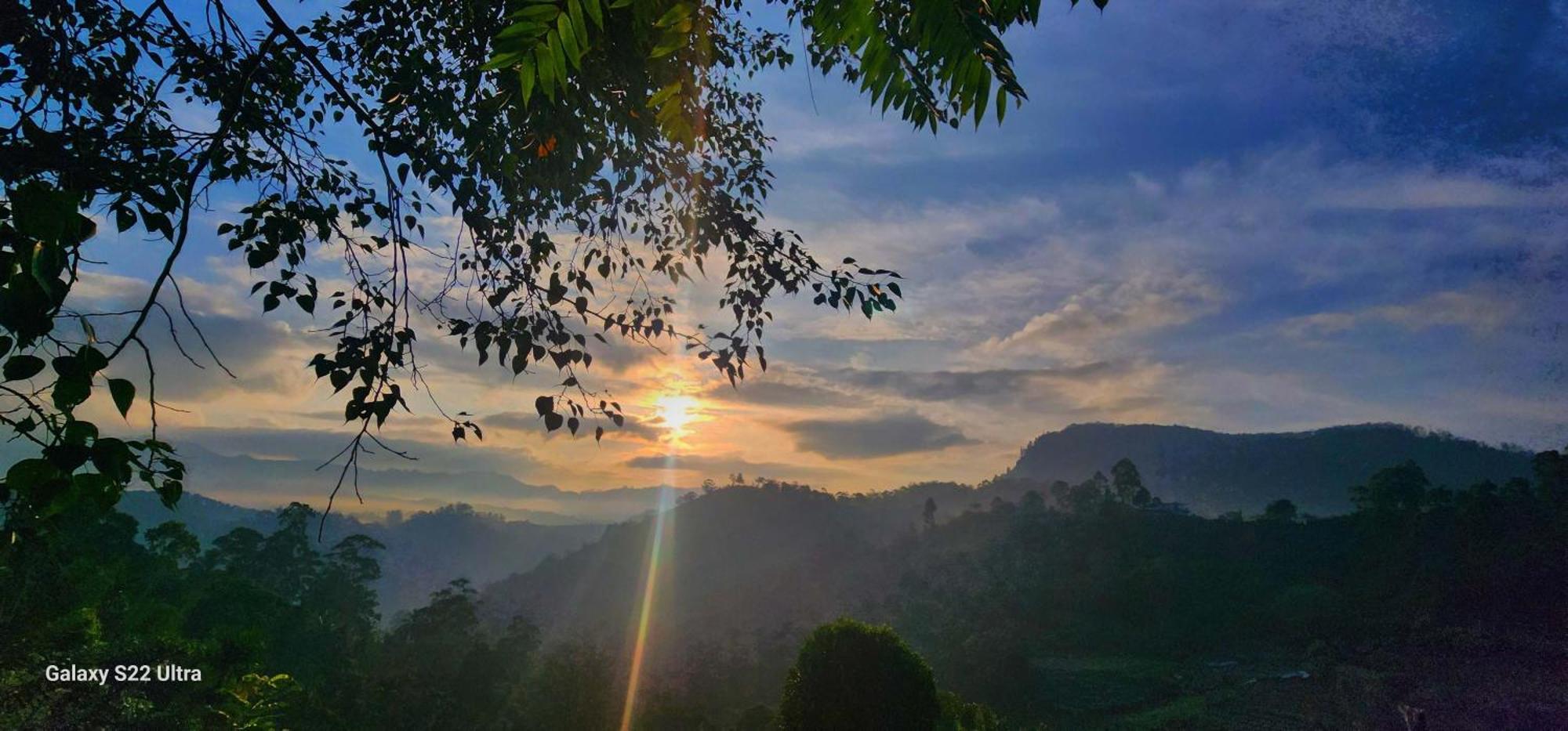 Rainbow Sky Cottage เอลลา ภายนอก รูปภาพ