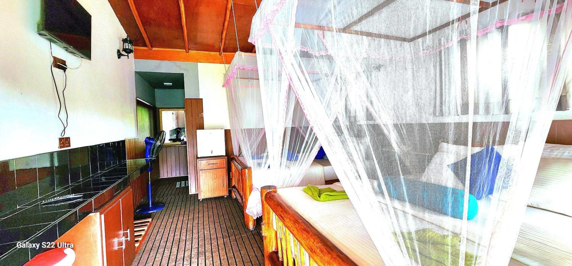 Rainbow Sky Cottage เอลลา ภายนอก รูปภาพ