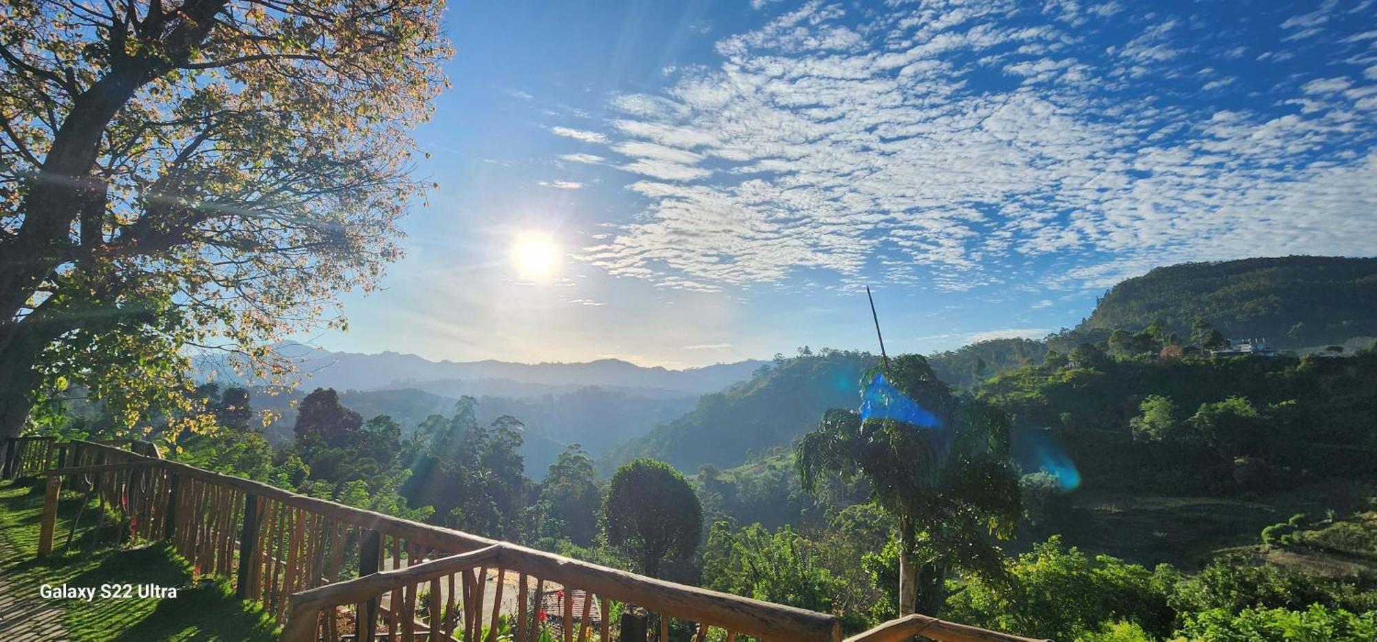 Rainbow Sky Cottage เอลลา ภายนอก รูปภาพ